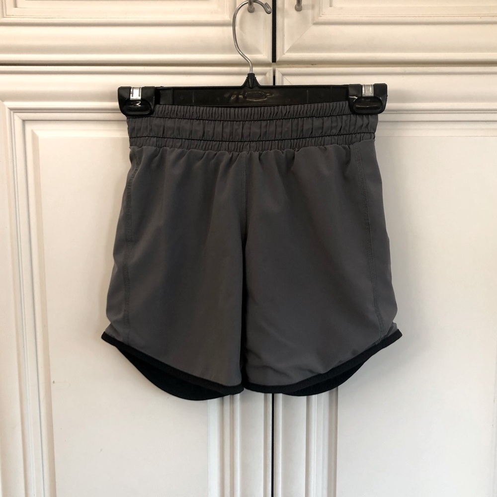 Reversible Ivivva by Lululemon girls basketball shorts